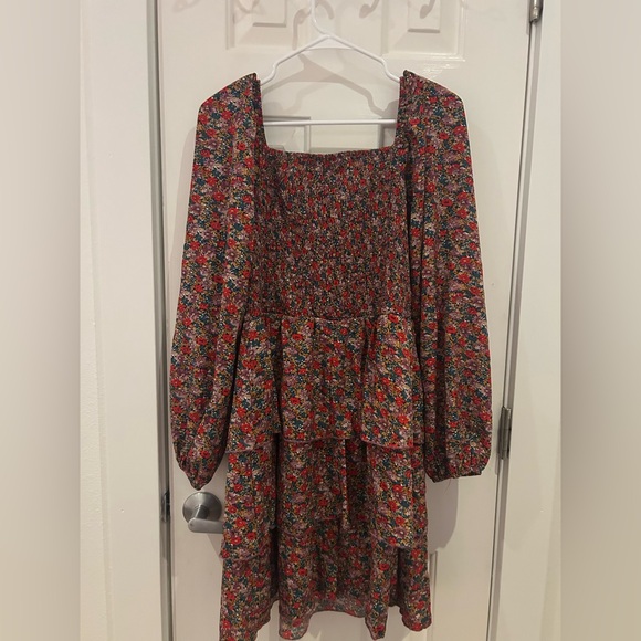 Dresses & Skirts - Floral Long Sleeve Dress